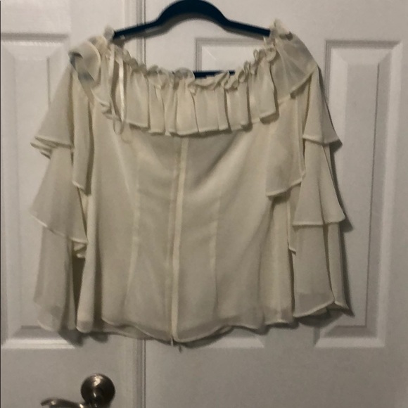 Ruffled Top - Picture 3 of 6